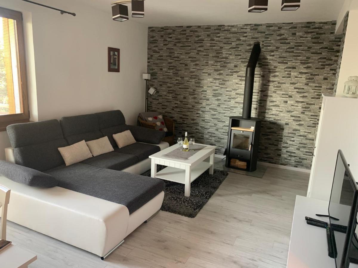 Apartmán Lesníček Stará Lesná Exterior foto